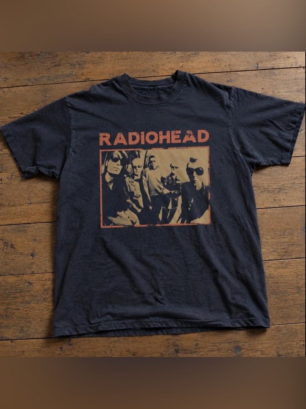 Radiohead Band Photo Vintage Grunge Black T-Shirt